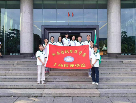 下乡征途漫漫，“预制”前路尽在“菜”园掘金队探索中