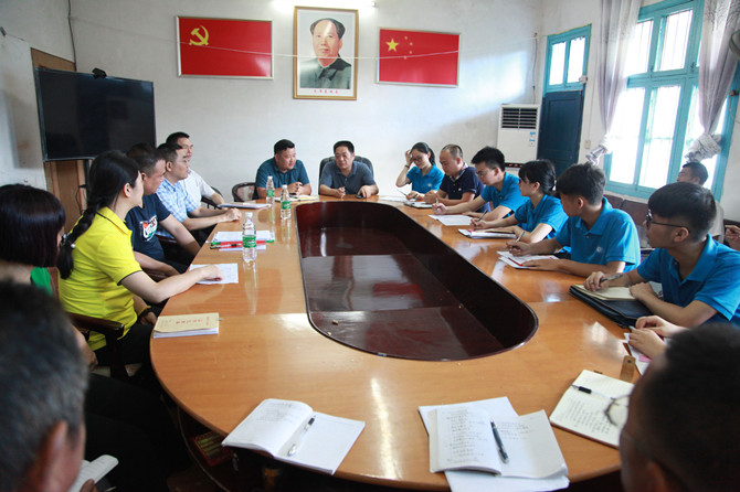 1500546232937084872.jpg 校领导与油洋镇调研点师生及镇村干部座谈_副本.jpg