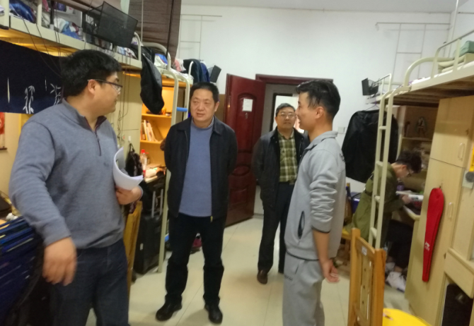 1520407695284061851.png 慰问学生2.png