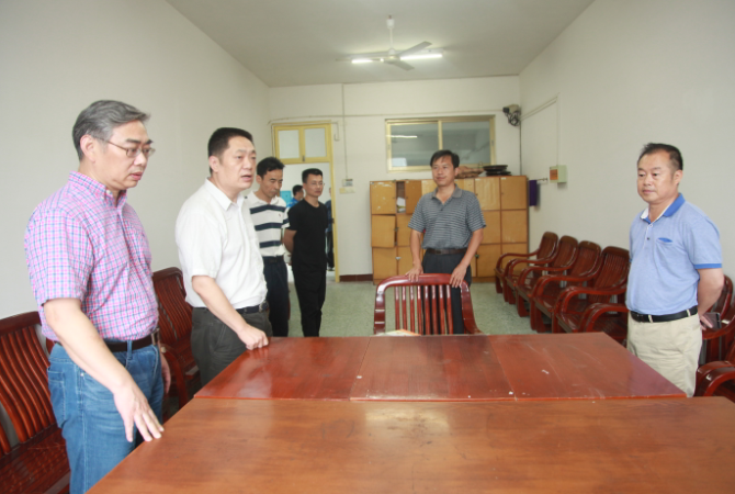 1504516995512000747.png 视察教师休息室.png