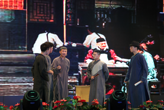 1529754718901015732.png 情景剧 金.png