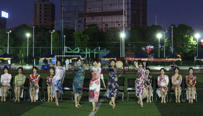 1623035557246048323.png 旗袍.png