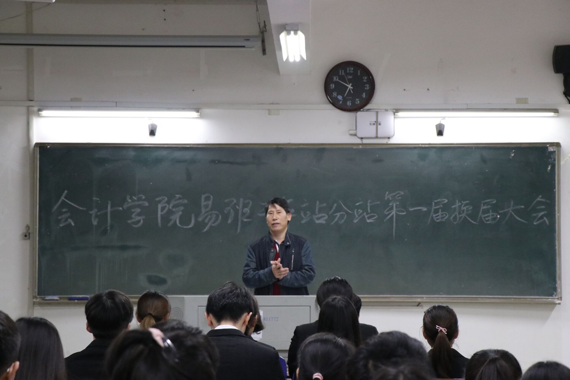 1557367960902062629.jpg 1557367960902062629.jpg