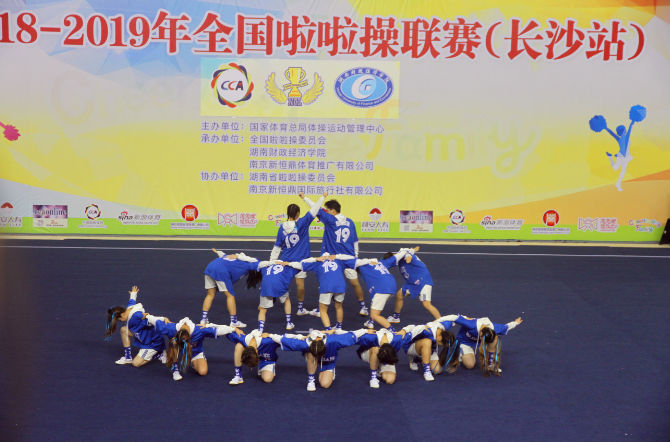 1542594631522007534.png SKY现场比赛.png