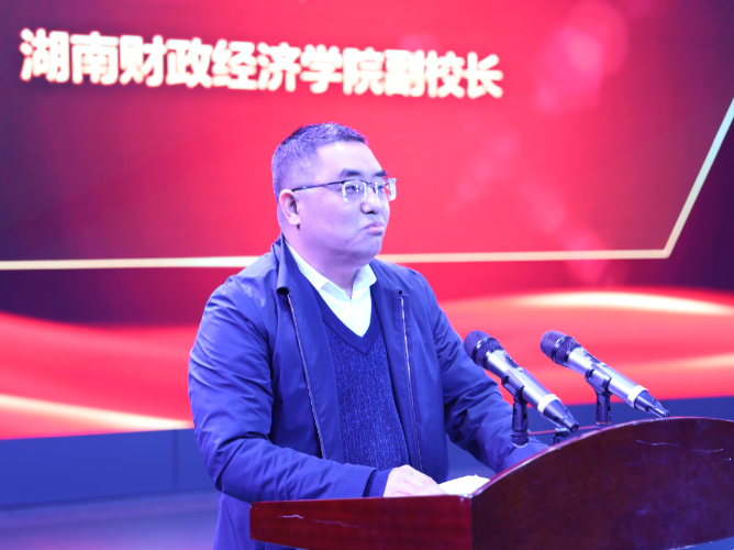 1609141215824032835.png 焕清.png